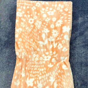 Spring Floral 50” X 60” Velvet Plush Throw.